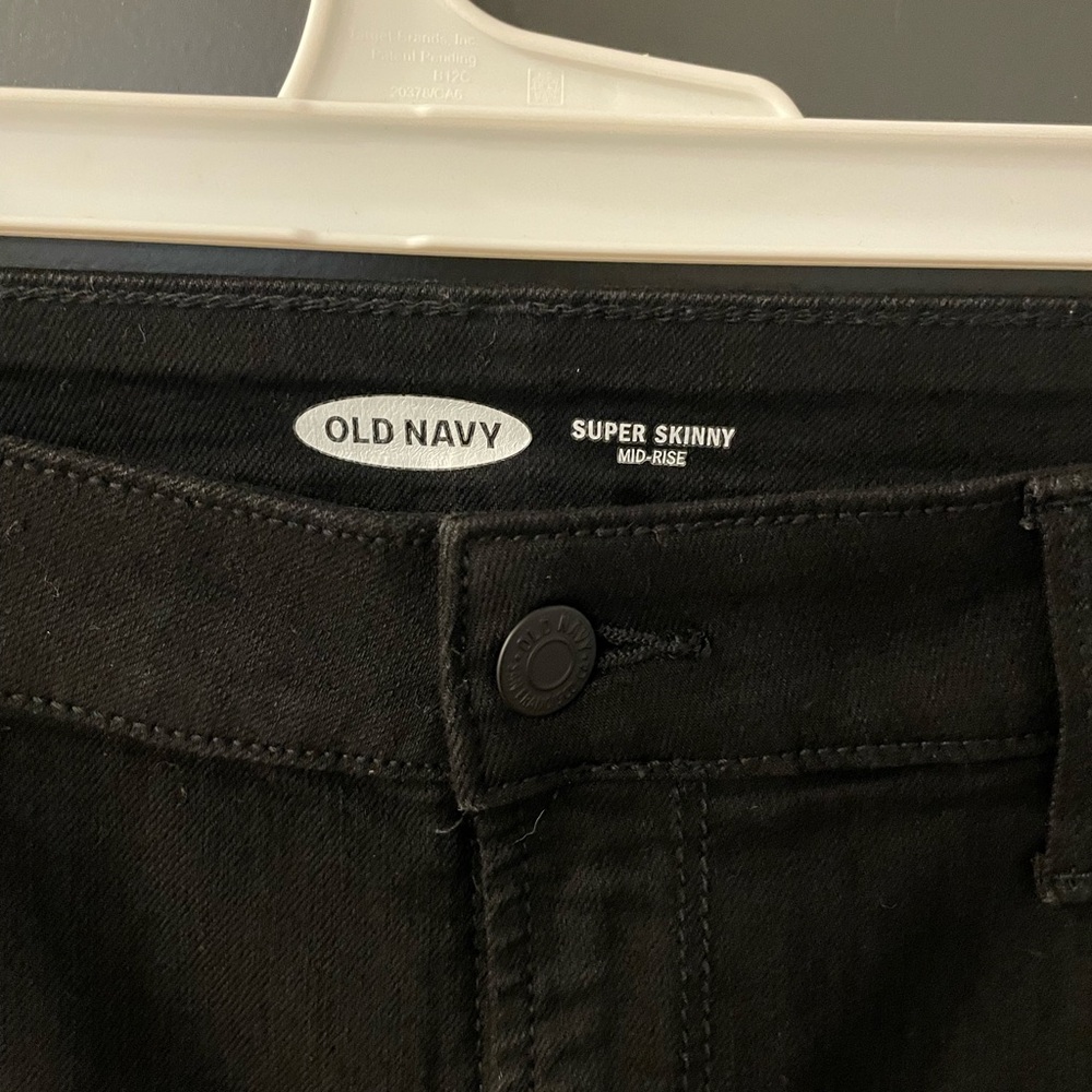 Old Navy Black Super Skinny Jeans